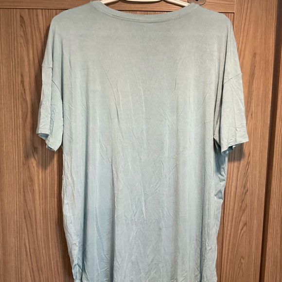 Time And Tru Womens Short Sleeve V Neck Blue Blouse Size M 8-10 - Picture 2 of 6